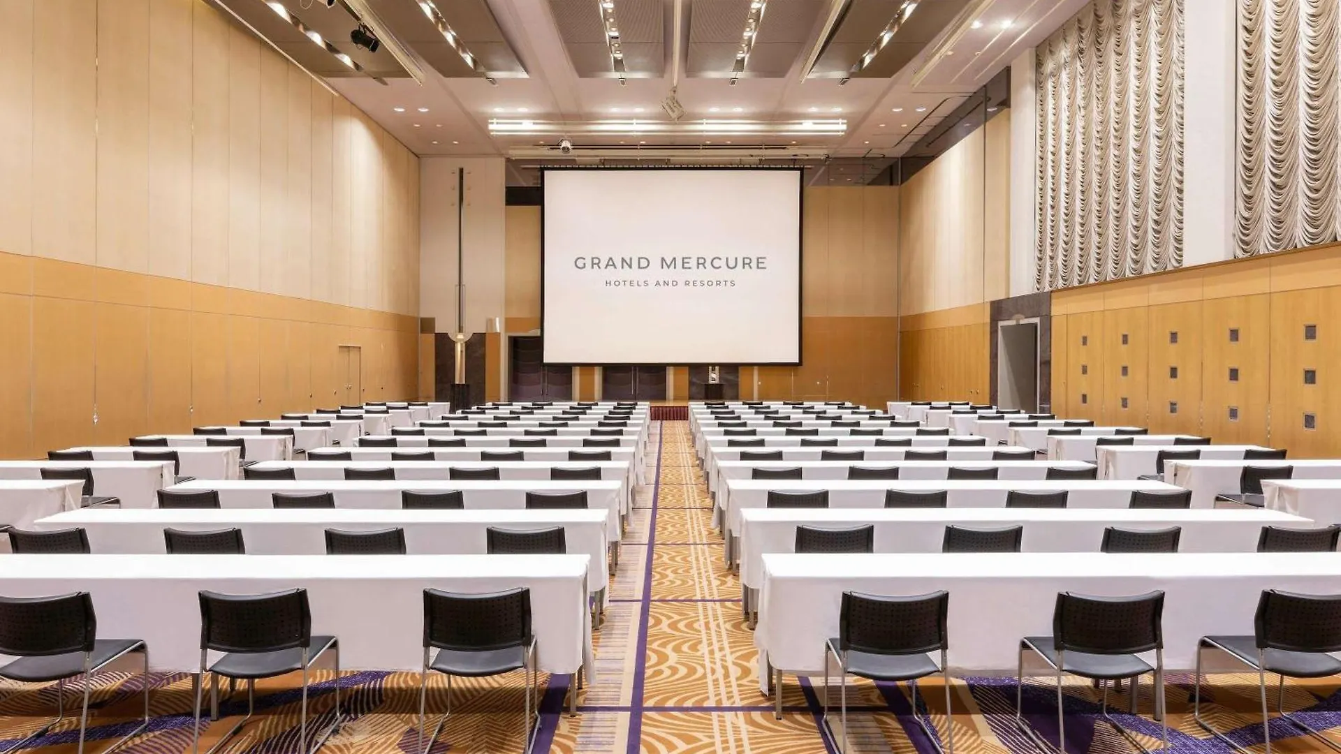 ホテル Grand Mercure Sapporo Odori Park